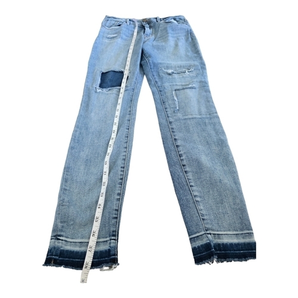 BDG Denim - BDG jeans high rise ripped womens in size 29